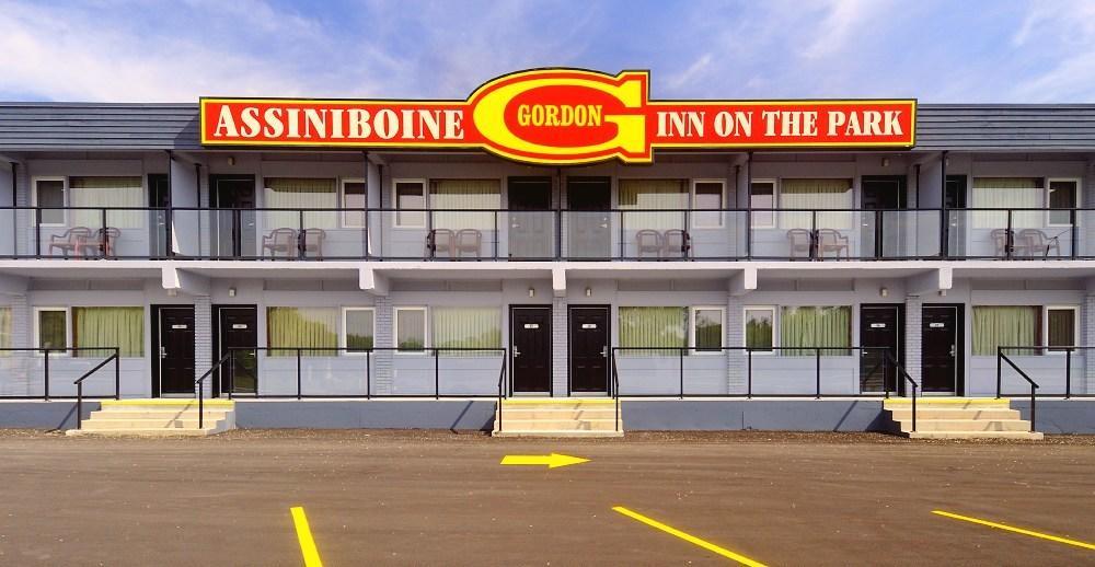Assiniboine Gordon Inn On The Park Winnipeg Bagian luar foto